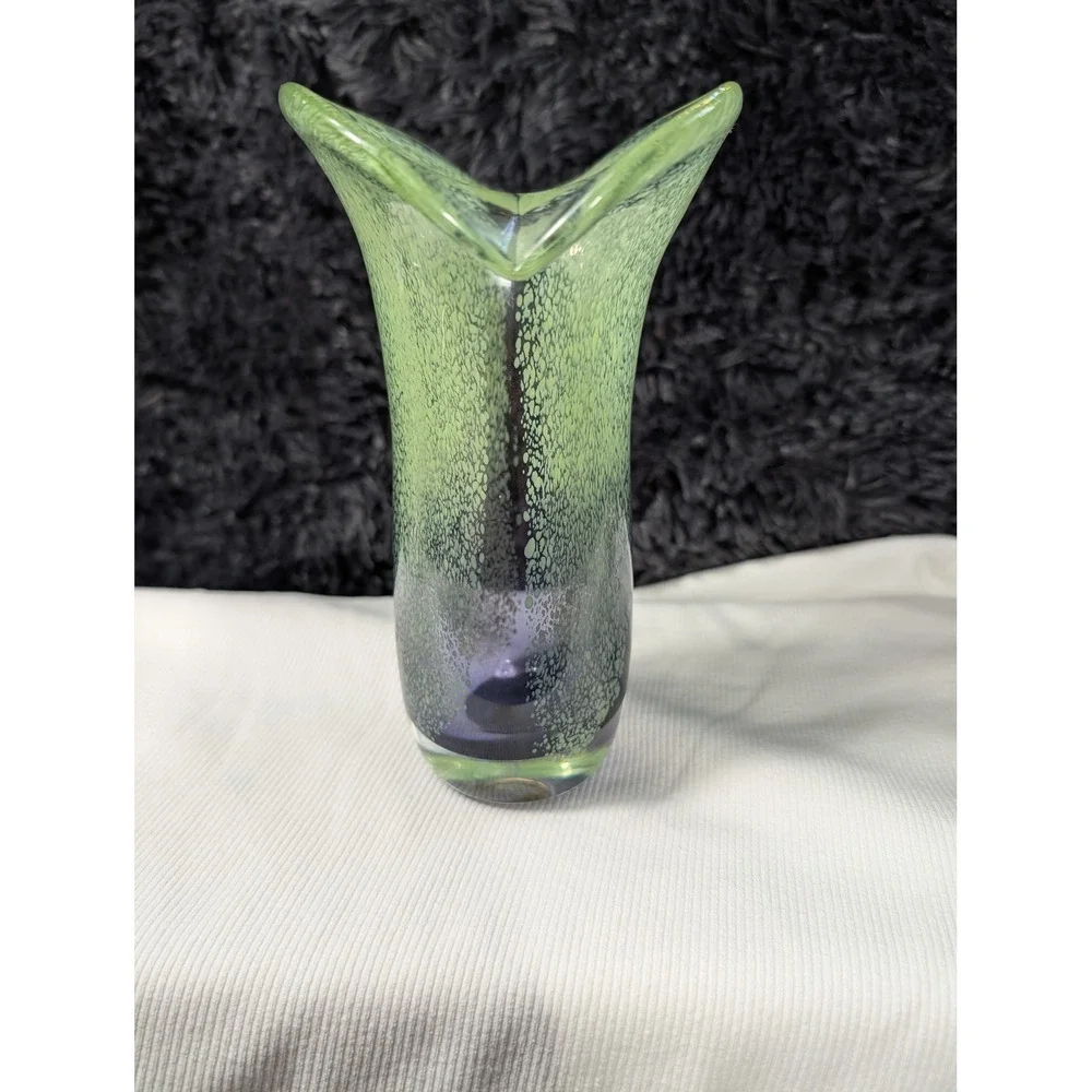 Vintage Teleflora Art Glass Vase Purple Green Speckled Flared Ruffle‎ Rim 8 Inch